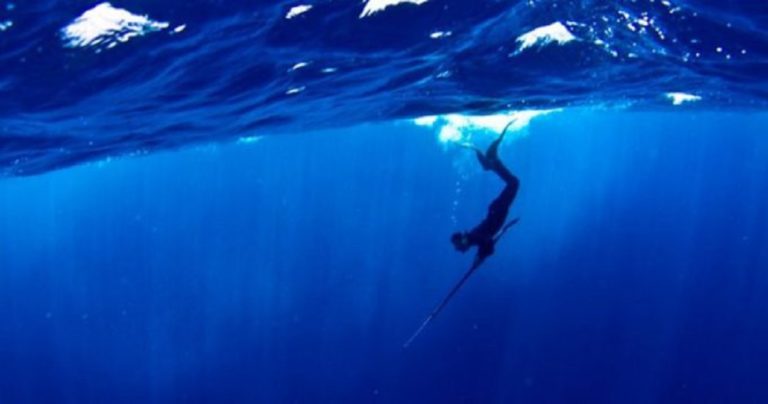Νεκρός ανασύρθηκε 35χρονος ψαροντουφεκάς από τη θαλάσσια περιοχή του Πόρτο Ράφτη