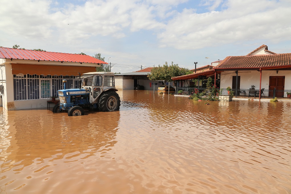 Καρδίτσα -Το πέρασμα του “Ιανού”: 5.000 πλημμυρισμένα σπίτια – Ζημιές σε 15 χωριά