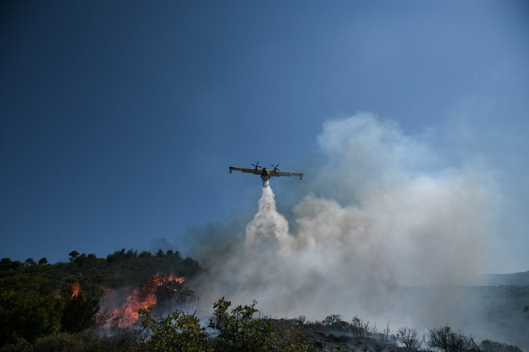 Κορινθία (Έκτακτο): Μεγάλη φωτιά στο Σοφικό Κορινθίας