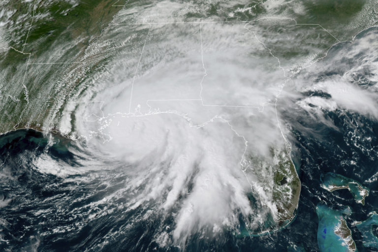 ΗΠΑ: Ενισχύεται ο τυφώνας Σάλι – Κίνδυνος για ιστορικές πλημμύρες – Σε κατάσταση έκτακτης ανάγκης η Φλόριντα