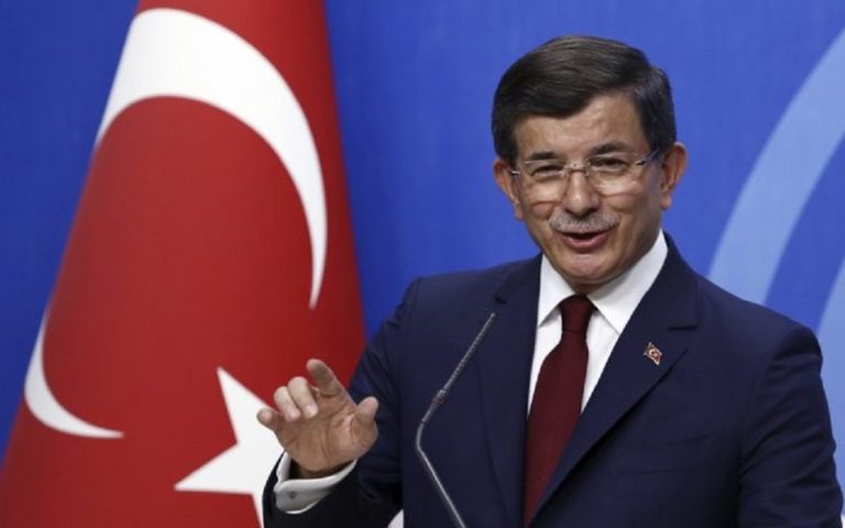 Κριτική Νταβούτογλου σε Ερντογάν για τις προκλήσεις στην Αν. Μεσόγειο