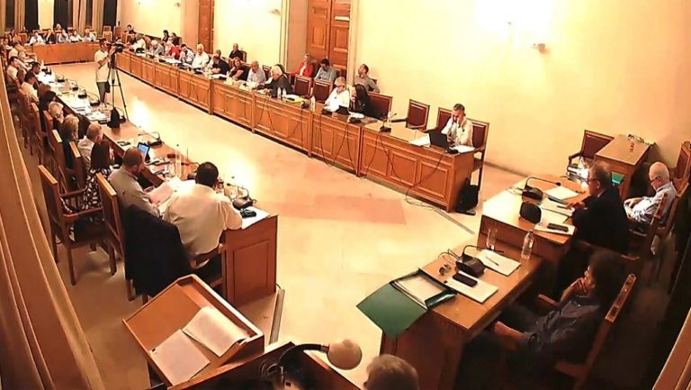 Ηράκλειο: Συνεδριάζει το Δημοτικό Συμβούλιο