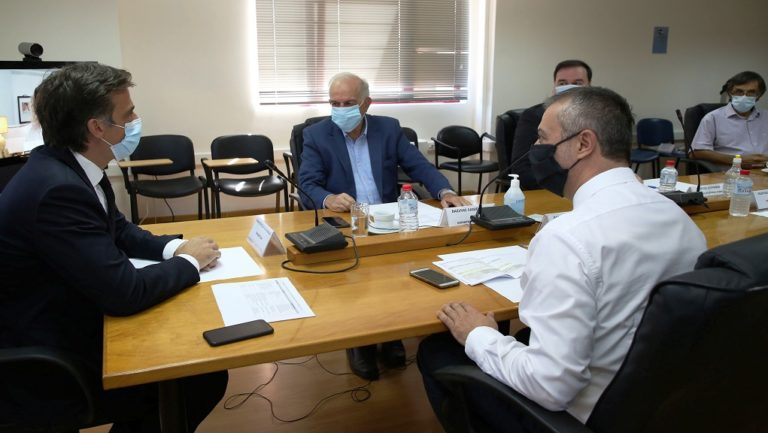 Σύσκεψη στην Υγειονομική Περιφέρεια Κρήτης για το νέο κορονοϊό