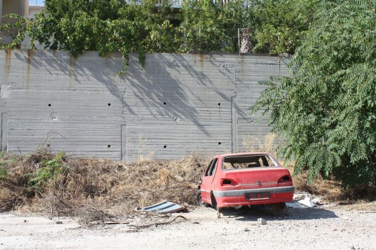 Ιωάννινα: Απομάκρυνση εγκαταλελειμμένων οχημάτων
