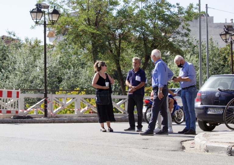 Λάρισα: Αυτοψία του δημάρχου στη γέφυρα Αλκαζάρ