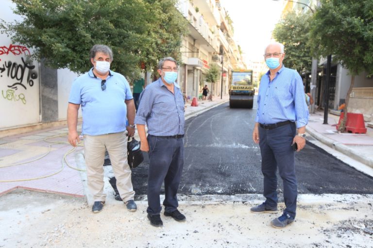 Αυτοψία Καλογιάννη στα υπό εξέλιξη έργα στη Λάρισα