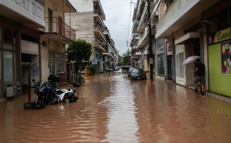 Ψηφίστηκε το νομοσχέδιο για στήριξη των πληγέντων από τον “Ιανό”