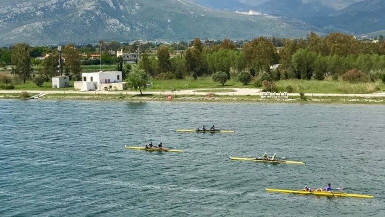 Δύο χρυσά μετάλλια, ένα ασημένιο και δύο χάλκινα για τα ελληνικά κουπιά