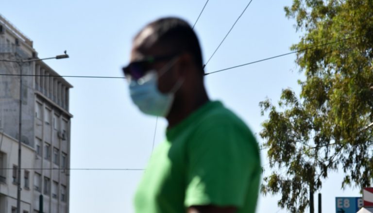 Ασπίδα στην πανδημία τα τοπικά και ατομικά lockdown – Σε καραντίνα για 14 ημέρες το ΚΥΤ στη Μόρια