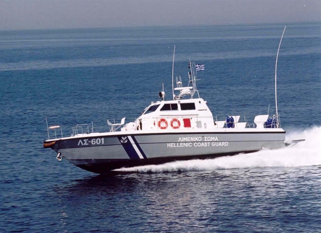 Χανιά: Υπό παρακολούθηση σκάφος με μετανάστες στα ανοιχτά της Παλαιόχωρας