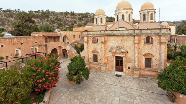 Χανιά: Αποκατάσταση  του ηγουμενείου της Μονής της Αγίας Τριάδος Τζαγκαρόλων (video)