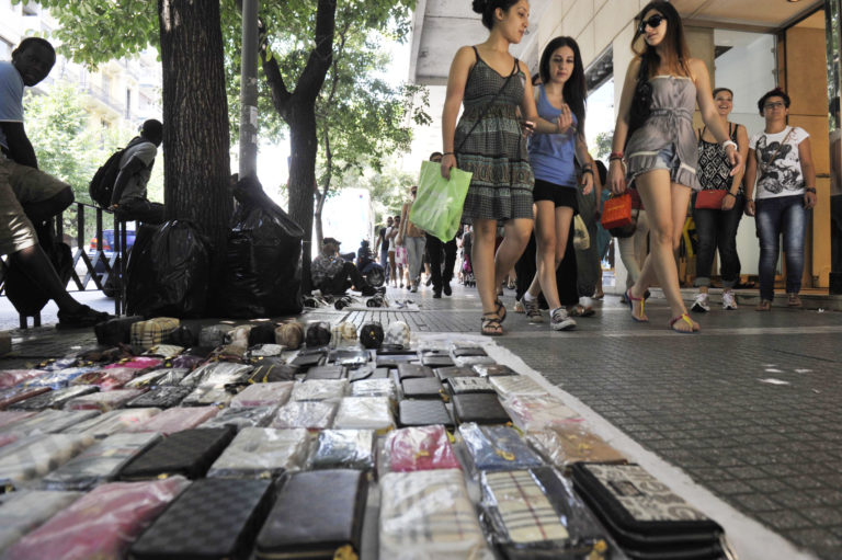 Συνεχείς έλεγχοι για το παρεμπόριο στη Θεσσαλονίκη (video)