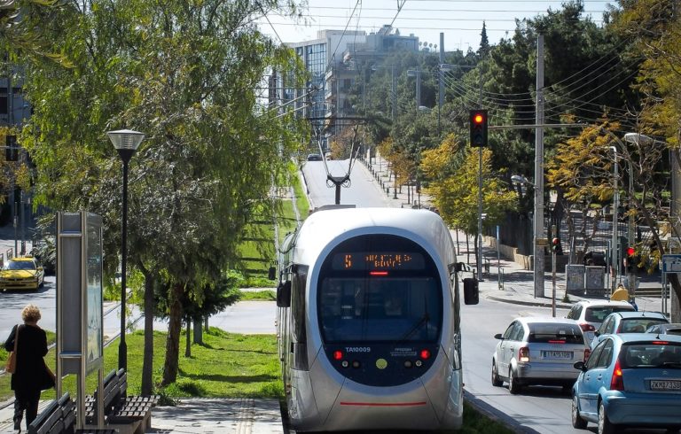 Δοκιμαστικά δρομολόγια του τραμ στο τμήμα Κασομούλη- Βουλιαγμένης