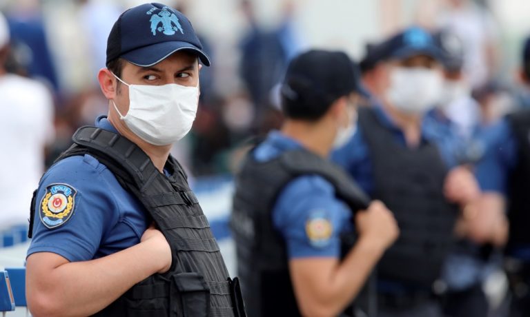 Τουρκία: Ένταλμα σύλληψης για μαφιόζο που κατηγορεί την κυβέρνηση για εγκλήματα