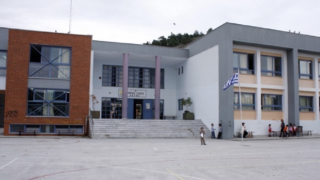 Δεν ανοίγουν τα σχολεία τη Δευτέρα σε Πέλλα και Λέσβο – Αναστολή σε μονάδες στη Λήμνο και την Ημαθία