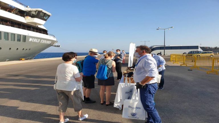 Το πρώτο κρουαζιερόπλοιο υποδέχθηκε σήμερα η Ρόδος