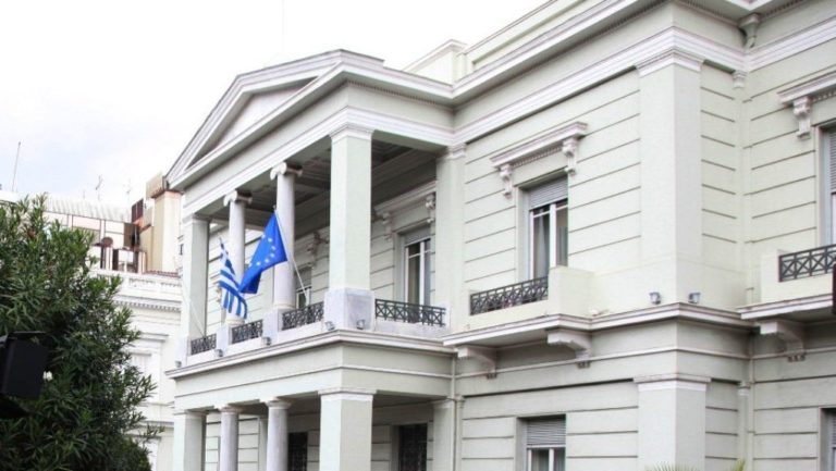 Αναδίπλωση Στόλντεμπεργκ για συνομιλίες Ελλάδας και Τουρκίας – Απάντηση Αθήνας σε Τσαβούσογλου