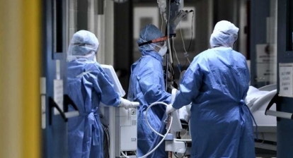 Κορονοϊός: Σε υψηλό επίπεδο παραμένει ο αριθμός των κρουσμάτων στη χώρα μας (video)