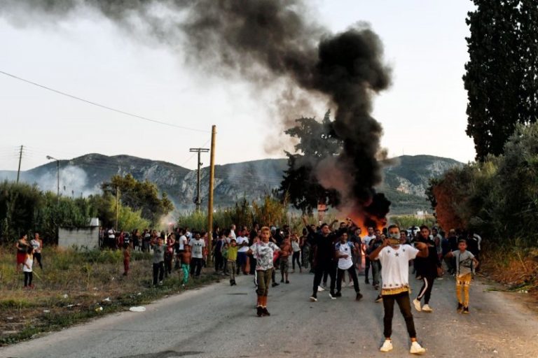 Καλαμάτα: Προφυλακιστέος ο 63χρονος για το φόνο του 18χρονου – Fake news οδήγησαν σε επεισόδια