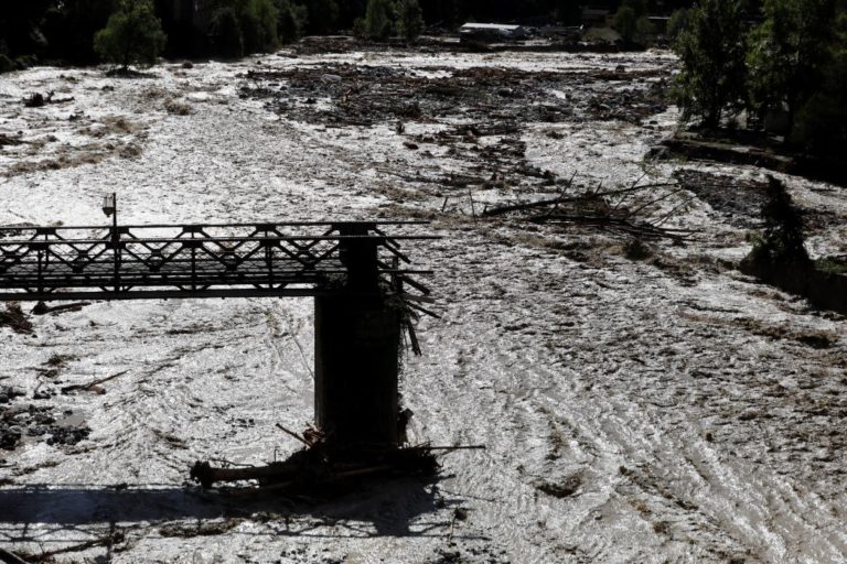 Καταιγίδα “Άλεξ”: 8 νεκροί και 20 αγνοούμενοι σε Γαλλία και Ιταλία — Συνεχείς οι προσπάθειες διάσωσης