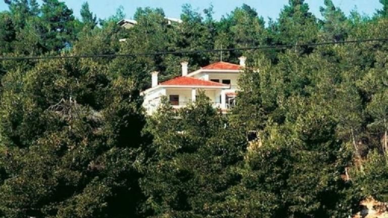 Νέο ν/σ υπ. Περιβάλλοντος: Στην ΕΥΔΑΠ και οι αρμοδιότητες για τα πλημμυρισμένα φρεάτια – Πρόστιμα και μέτρα για τα αυθαίρετα