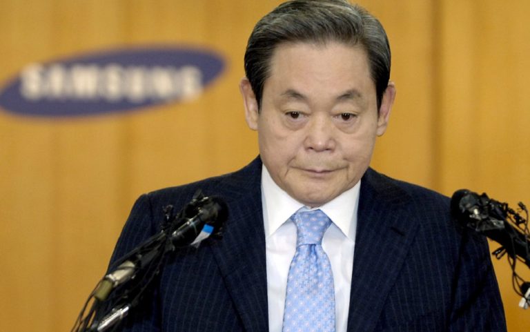 Aπεβίωσε ο πρόεδρος της Samsung Λι Κουν Χι