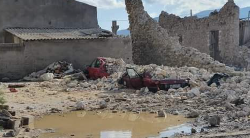 Συγκλονιστικές εικόνες από τις ζημιές στη Σάμο