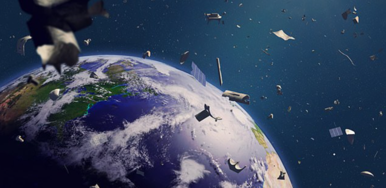 Πιθανή σύγκρουση δορυφόρων γεμίζει την τροχιά της Γης με «διαστημικά σκουπίδια»