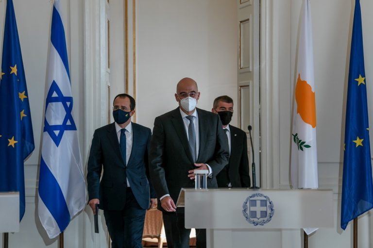 Μήνυμα ΥΠΕΞ Ελλάδας, Κύπρου, Ισραήλ στην Άγκυρα – Το Παρίσι ζητά μέτρα κατά της Τουρκίας