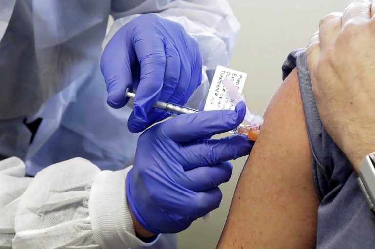 ΗΠΑ: Άρχισε ξανά η δοκιμή πειραματικού εμβολίου για την Covid-19