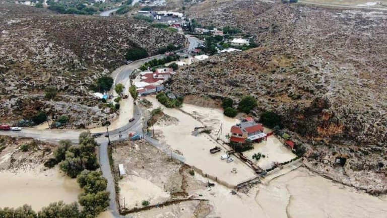 Αυτοψίες σε Ηράκλειο και Χερσόνησο για τις ζημιές από τις πλημμύρες