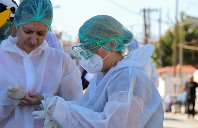 Χίος: Δύο κρούσματα σε εγκυμονούσες πρόσφυγες – 4 εργαζόμενες στο Νοσοκομείο Χίου σε κατ’ οίκον περιορισμό