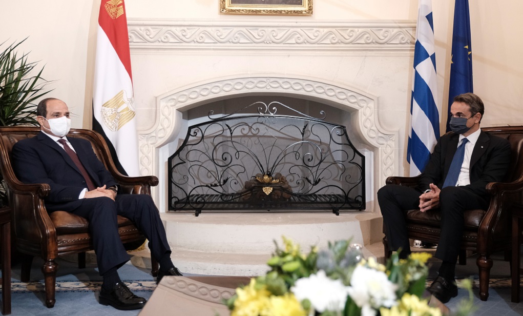Μητσοτάκης – Αλ Σίσι: Πολλαπλά οφέλη από την υπογραφή συμφωνίας ΑΟΖ Ελλάδας-Αιγύπτου