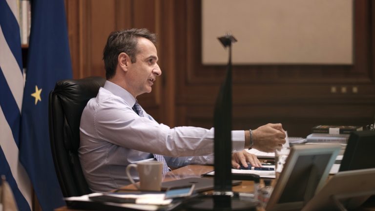 Τηλεδιάσκεψη του πρωθυπουργού με μαθητές: Τα σχολεία θα ανοίξουν όποτε το επιτρέψουν οι ειδικοί (βίντεο)