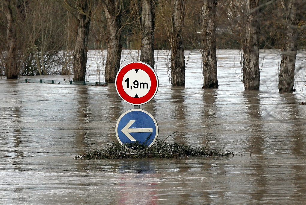 Γαλλία: Εννέα αγνοούμενοι μετά από καταρρακτώδεις βροχές