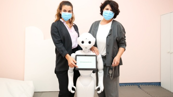 Δύο ρομπότ βοηθούν τα παιδιά με αυτισμό στη Θεσσαλονίκη ((video)