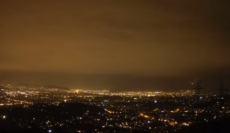 Kαιρός: Εντυπωσιακό timelapse με την καταιγίδα που έπληξε την Αττική