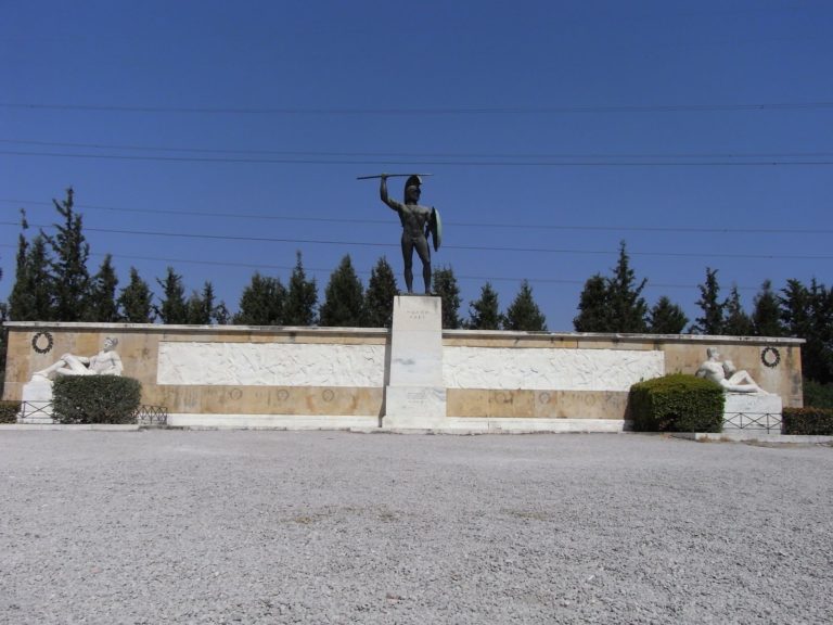 Αδελφοποιούνται Σπάρτη και Λαμία