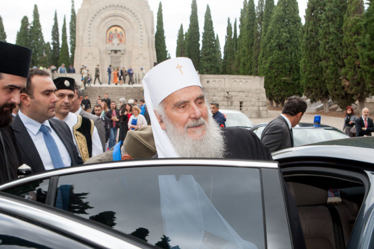 Στο νοσοκομείο με κορονοϊό ο Πατριάρχης Σερβίας Ειρηναίος