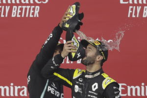 GP Εμίλια Ρομάνια: Νικητής ο Χάμιλτον, πρωταθλήτρια η Mercedes, 2ο βάθρο για τον Ρικιάρντο