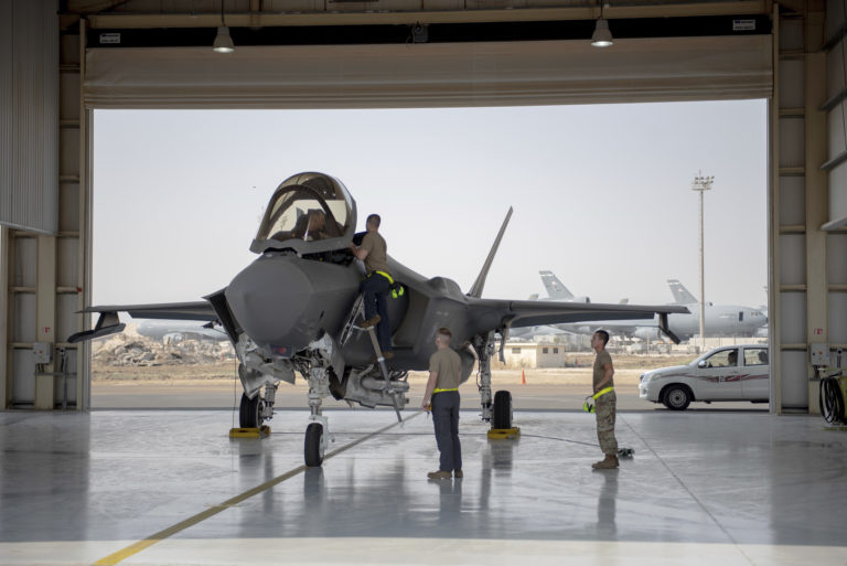 F-35: Όσα πρέπει να ξέρετε για το μαχητικό πολλαπλών ρόλων που αποκτά η Ελλάδα