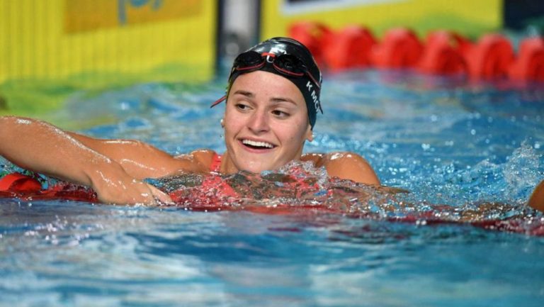 Η Κέιλι ΜακΚίοουν παγκόσμιο ρεκόρ στα 200μ. ύπτιο σε 25άρα πισίνα