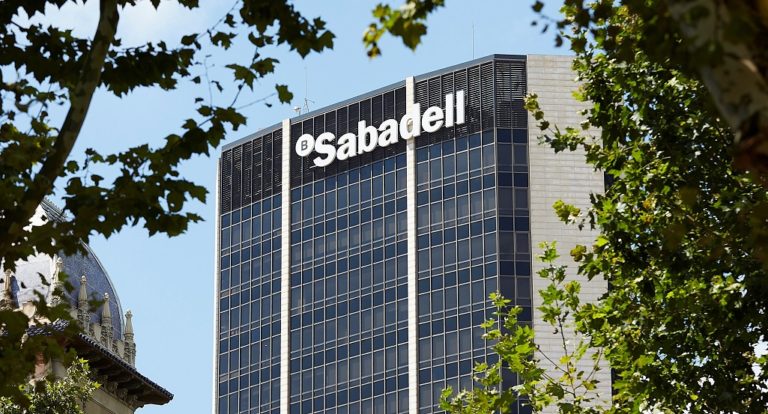 Ισπανία: Τραπεζική συγχώνευση BBVA και Sabadell εξαιτίας της πανδημίας
