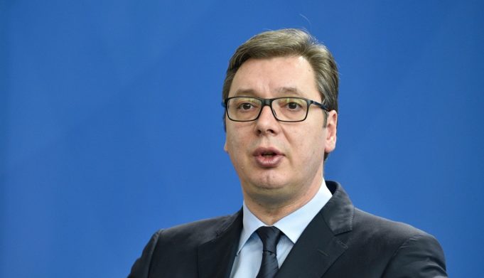 «Με νίκη του Τραμπ θα είναι ευκολότερα τα πράγματα για την Σερβία», εκτιμά ο Αλ. Βούτσιτς