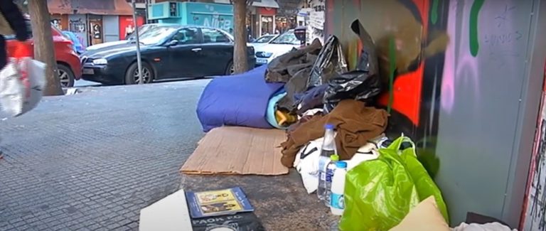 Οι άστεγοι της Θεσσαλονίκης στον καιρό του κορονοϊού (video)