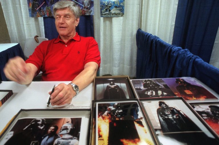 Πέθανε σε ηλικία 85 ετών ο ηθοποιός Ντέιβιντ Πράουζ που ενσάρκωσε τον “Darth Vader”