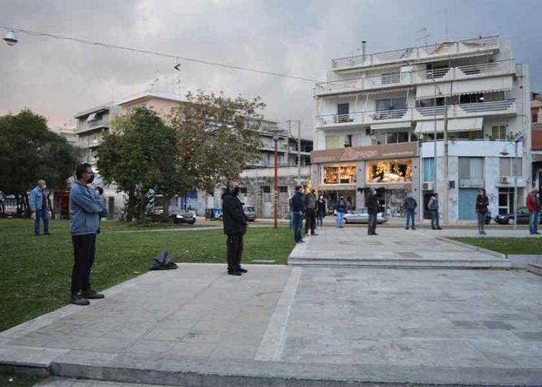 Καλαμάτα: Με συμβολικές κινήσεις και οι εκδηλώσεις τιμήθηκε η Εξέγερση του Πολυτεχνείου.