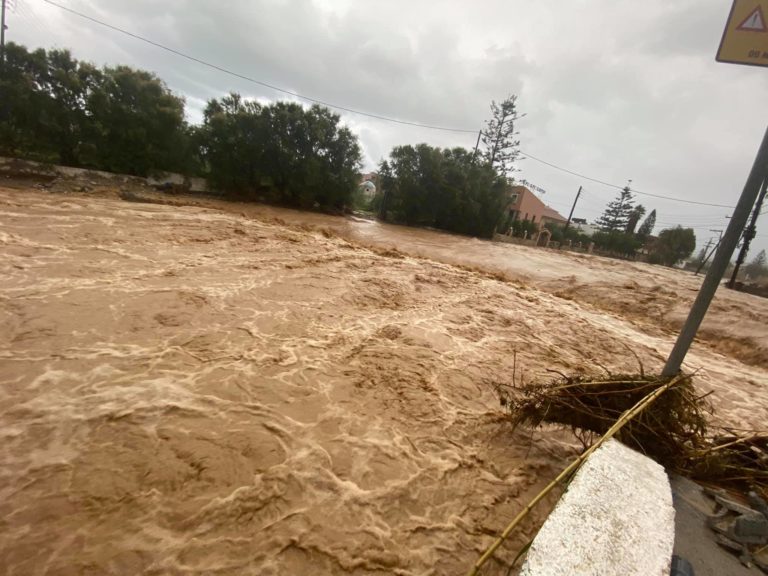 Νέα κακοκαιρία πλήττει τη Χερσόνησο – Ηπιότερη αυτή τη φορά