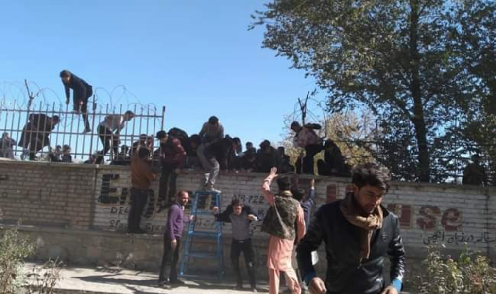 Αφγανιστάν: Έκρηξη και πυροβολισμοί σε πανεπιστήμιο της Καμπούλ – Νεκροί και τραυματίες