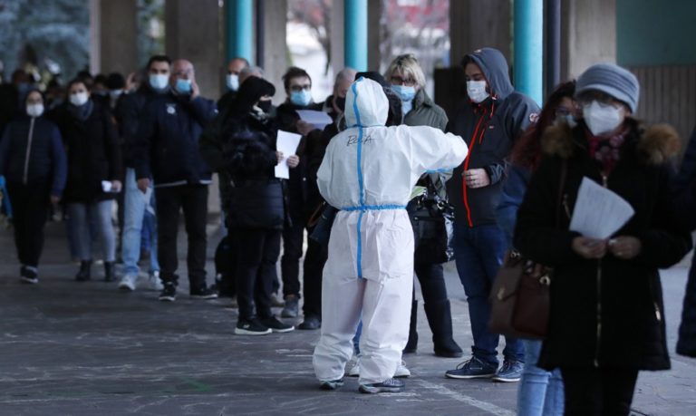 Γερμανία: Σε εξέλιξη η τηλεδιάσκεψη Μέρκελ – Πρωθυπουργών για την παράταση του lockdown